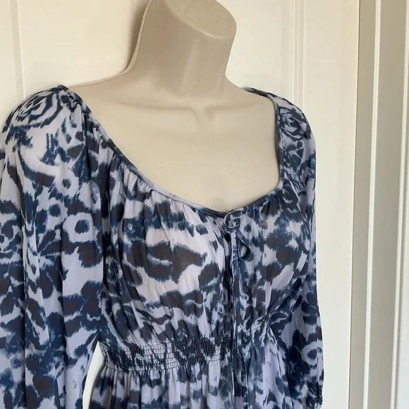 NWT Boston Proper Blocked Floral Top Blouse Tie Front Size XS - Picture 2 of 10
